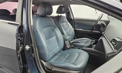 Hyundai Avante 2019, 136216 км, за 7806.41 USD - фото 11