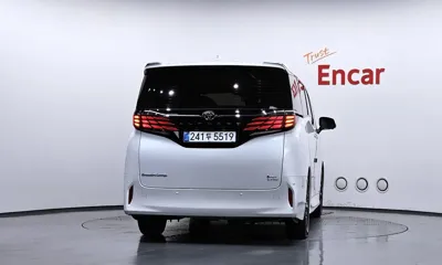 Toyota Alphard 2024, 13331 км, за 62466.99 USD