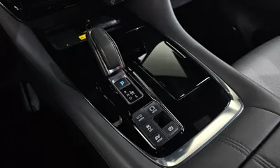 Toyota Alphard 2024, 13331 км, за 62466.99 USD - фото 9