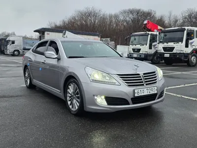Hyundai Equus 2013, 143750 км, за 5153.62 USD