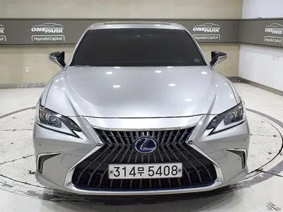 Lexus ES 2022, 145667 км, за 25937.71 USD