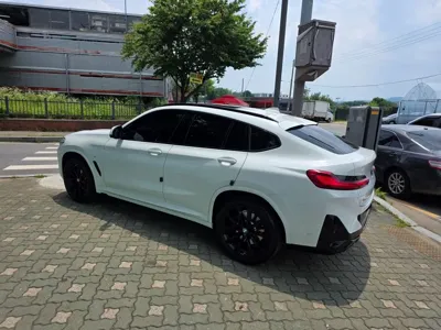 BMW X4 2022, 80617 км, за 31377.18 USD