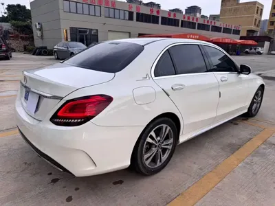 Mercedes-Benz C-Class 2019, 44000 км, за 16891.96 USD