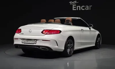 Mercedes-Benz C-Class 2019, 93209 км, за 16771.76 USD