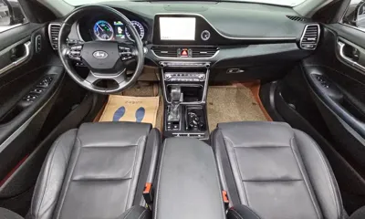 Hyundai Grandeur 2018, 56501 км, за 12620.36 USD - фото 7