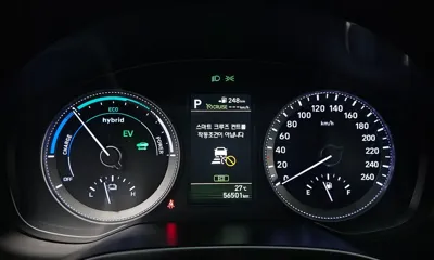Hyundai Grandeur 2018, 56501 км, за 12620.36 USD - фото 8