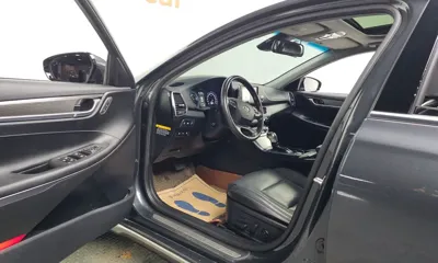 Hyundai Grandeur 2018, 56501 км, за 12620.36 USD - фото 10