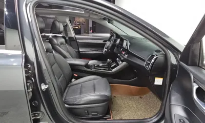 Hyundai Grandeur 2018, 56501 км, за 12620.36 USD - фото 12