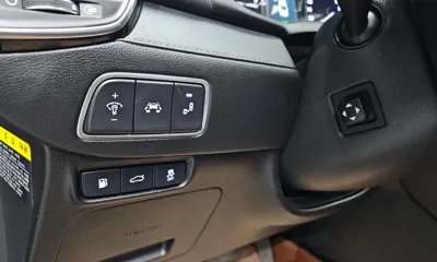 Hyundai Grandeur 2018, 56501 км, за 12620.36 USD - фото 14