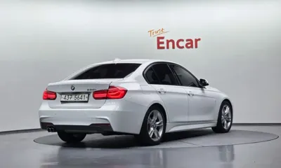 BMW 3-Series 2017, 67809 км, за 11246.18 USD - фото 2