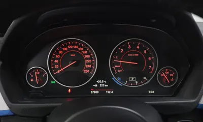 BMW 3-Series 2017, 67809 км, за 11246.18 USD - фото 8