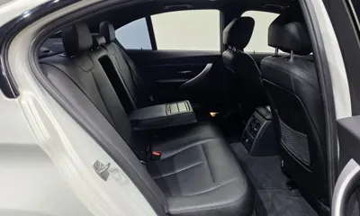 BMW 3-Series 2017, 67809 км, за 11246.18 USD - фото 12