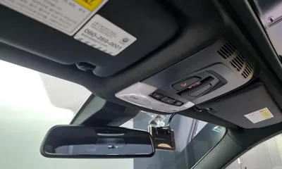 BMW 3-Series 2017, 67809 км, за 11246.18 USD - фото 29