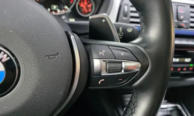BMW 3-Series 2017, 67809 км, за 11246.18 USD - фото 31