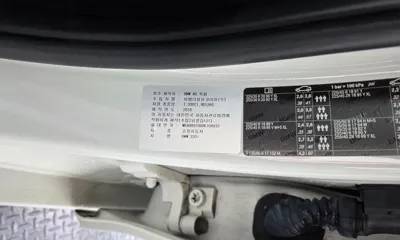 BMW 3-Series 2017, 67809 км, за 11246.18 USD - фото 35