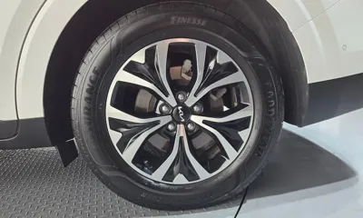 Kia Canival 2023, 52205 км, за 18877.38 USD - фото 21