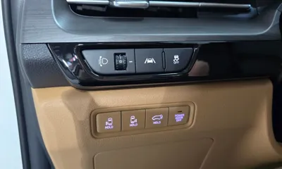 Kia Canival 2023, 52205 км, за 18877.38 USD - фото 28