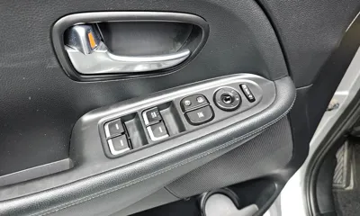 Kia Carens 2015, 85216 км, за 4923.2 USD - фото 17