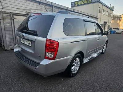 Kia Canival 2012, 166580 км, за 2599.35 USD