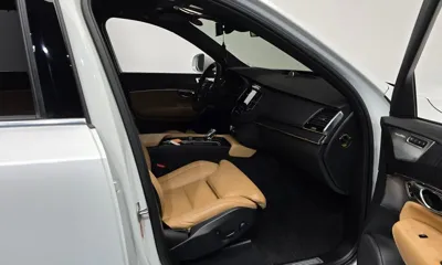 Volvo XC90 2023, 53248 км, за 36169.69 USD - фото 26