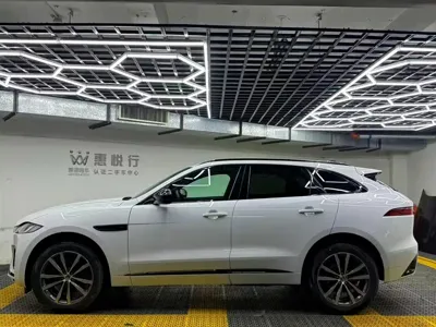 Jaguar F-Pace 2023, 13000 км, за 29399.08 USD