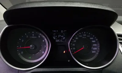 Hyundai Avante 2015, 88510 км, за 3250.82 USD - фото 8