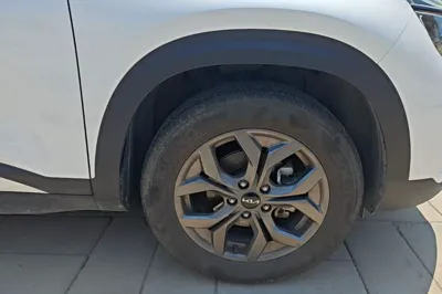 Kia Seltos 2023, 19600 км, за 18501 USD - фото 8