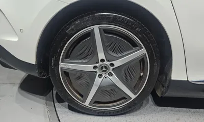 Mercedes-Benz EQE 2023, 44280 км, за 38966.99 USD