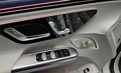 Mercedes-Benz EQE 2023, 44280 км, за 38966.99 USD - фото 29