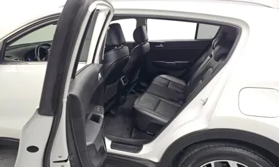 Kia Sportage 2020, 112414 км, за 9056.06 USD - фото 13