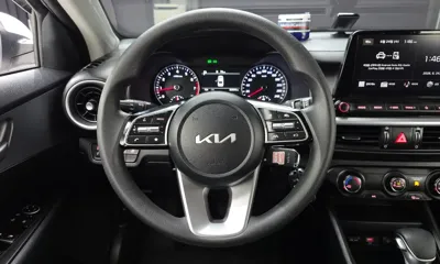 Kia K3 2024, 36929 км, за 10726.12 USD - фото 13