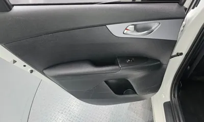 Kia K3 2024, 36929 км, за 10726.12 USD - фото 25