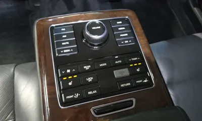 Hyundai Equus 2013, 239287 км, за 3190.73 USD - фото 19