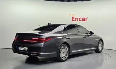 Genesis G90 2019, 121161 км, за 20477.14 USD