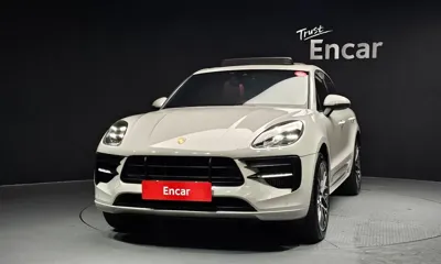 Porsche Macan 2021, 48865 км, за 53826.97 USD