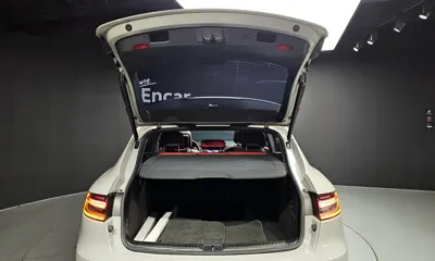 Porsche Macan 2021, 48865 км, за 53826.97 USD - фото 30