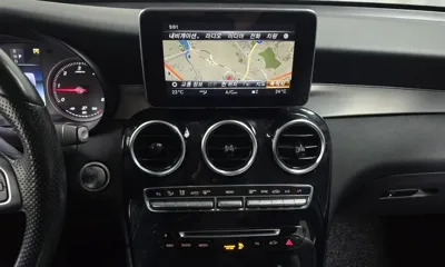 Mercedes-Benz GLC-Class 2018, 131294 км, за 15688.59 USD - фото 13