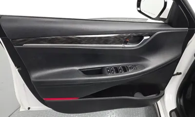 Hyundai Grandeur 2019, 71661 км, за 11290.53 USD - фото 24
