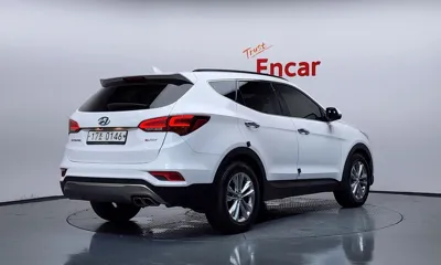 Hyundai Santafe 2016, 100656 км, за 7491.86 USD