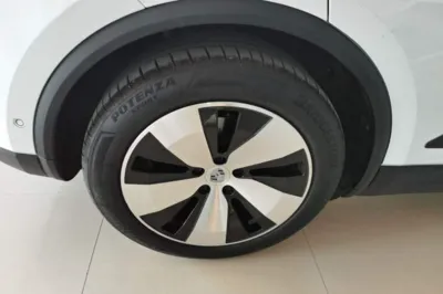 Porsche Macan 2024, 14200 км, за 68102 USD - фото 11