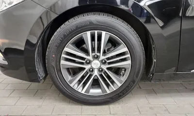 Hyundai Grandeur 2014, 108437 км, за 2908.52 USD