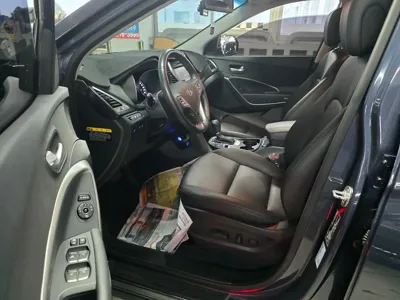 Hyundai Santafe 2018, 65000 км, за 10401.09 USD