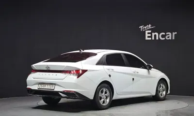 Hyundai Avante 2021, 176612 км, за 7214.13 USD