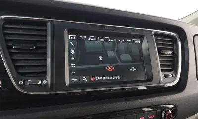 Kia Canival 2019, 110092 км, за 8747.7 USD - фото 14