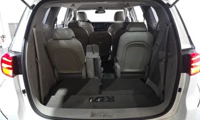 Kia Canival 2019, 110092 км, за 8747.7 USD - фото 20