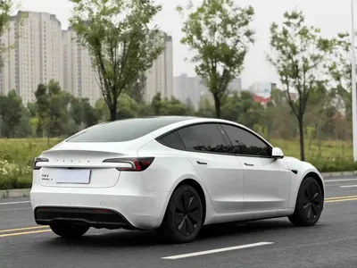 Tesla Model 3 2025, 13000 км, за 24830.94 USD - фото 7