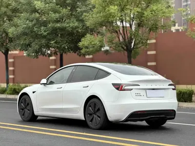 Tesla Model 3 2025, 13000 км, за 24830.94 USD - фото 9