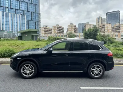 Porsche Cayenne 2013, 220000 км, за 10385.45 USD