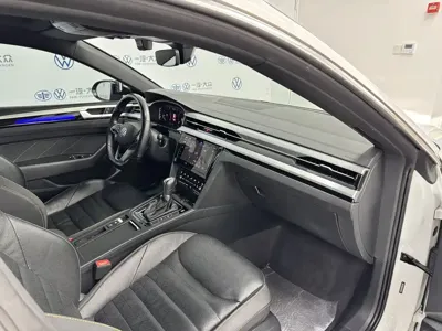 Volkswagen CC 2024, 31000 км, за 20413.27 USD - фото 10
