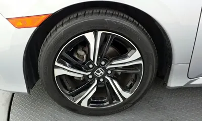 Honda Civic 2017, 99712 км, за 7995.84 USD